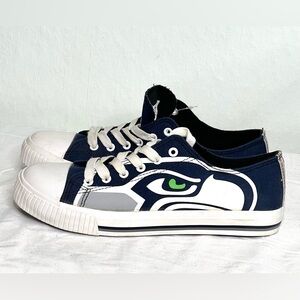 MENS SEAHAWKS LOW TOP SNEAKERS SZ. 10